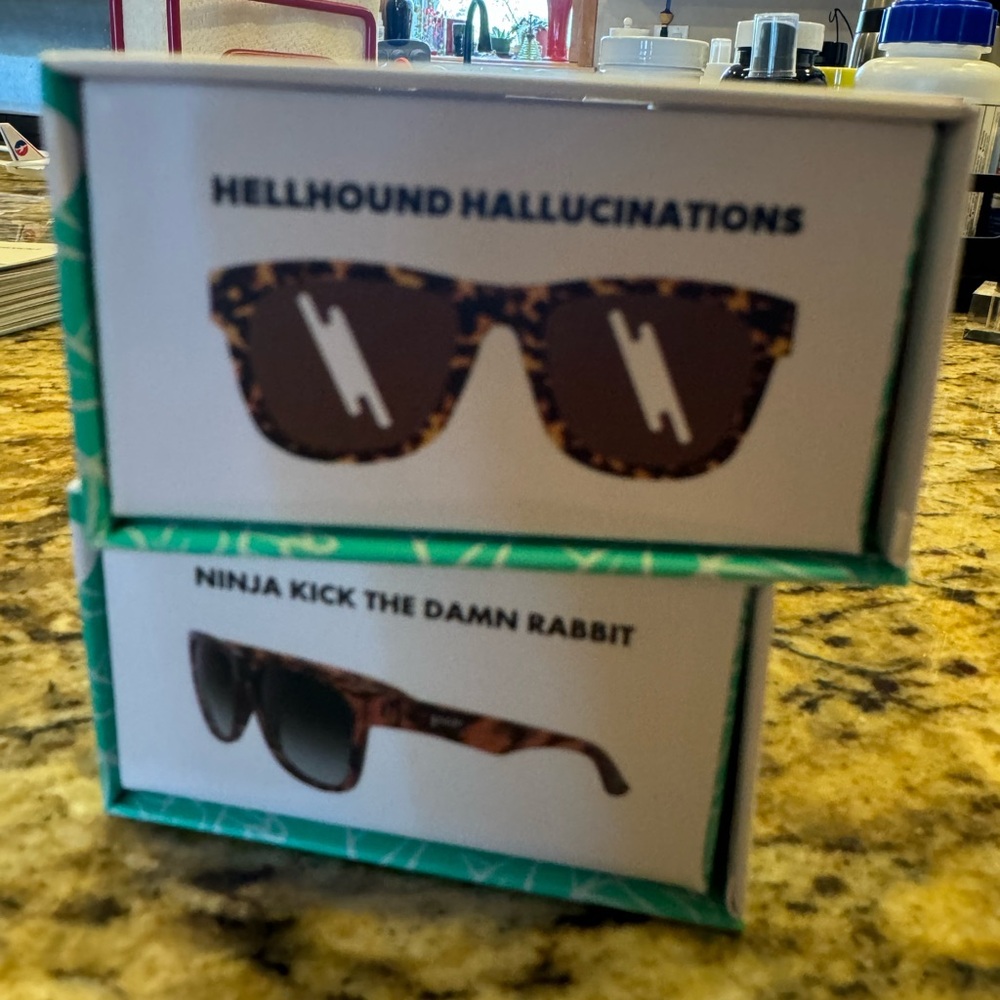 2 pairs GoodR Sunglasses